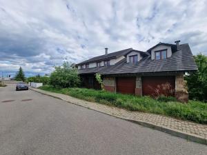 Prodej rodinného domu, Moravany, Na Rozcestí, 450 m2
