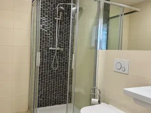 Prodej bytu 1+kk, Praha, Korunní, 30 m2