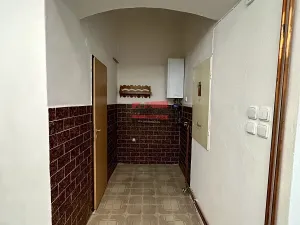 Pronájem obchodního prostoru, Tábor, Palackého, 62 m2