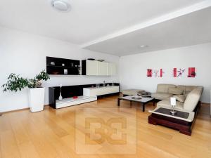 Prodej rodinného domu, Lány, Lipová, 314 m2