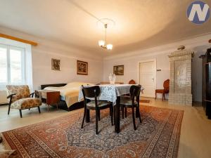 Prodej rodinného domu, Husinec, Jeronýmova, 400 m2