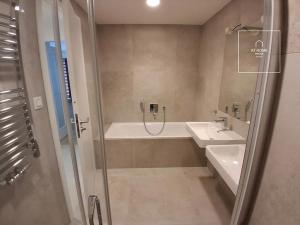 Pronájem bytu 3+kk, Praha - Žižkov, Tetauerova, 92 m2