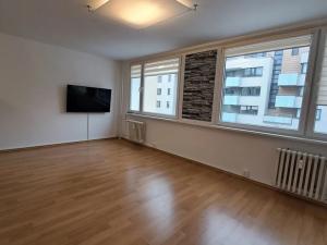 Prodej bytu 1+kk, Praha - Žižkov, V zahrádkách, 33 m2