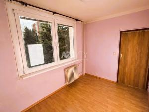 Pronájem bytu 2+1, Děčín, Školní, 51 m2