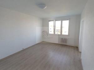 Pronájem bytu 2+1, Praha - Kamýk, Zárubova, 64 m2