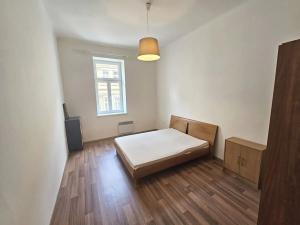 Pronájem bytu 3+kk, Praha - Žižkov, Rokycanova, 78 m2