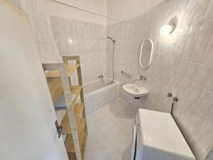 Pronájem bytu 3+kk, Praha - Žižkov, Rokycanova, 78 m2