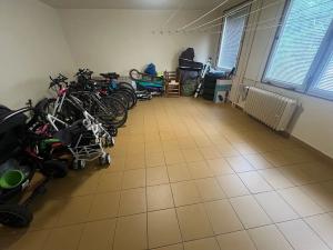 Pronájem bytu 3+kk, Praha - Prosek, Bohušovická, 67 m2