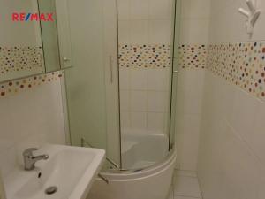 Prodej bytu 2+kk, Kladno, Vašíčkova, 43 m2