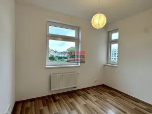 Pronájem bytu 3+kk, Praha - Uhříněves, Oty Bubeníčka, 64 m2