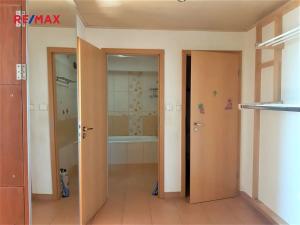 Pronájem bytu 4+kk, Praha - Troja, Glowackého, 79 m2