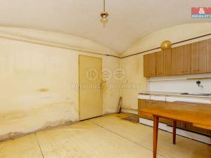 Prodej rodinného domu, Skuteč, Palackého náměstí, 80 m2