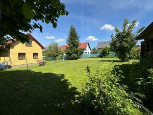 Prodej pozemku pro bydlení, Dolní Břežany, V Zahrádkách, 800 m2
