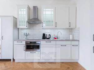 Pronájem bytu 1+kk, Praha - Malá Strana, Cihelná, 47 m2