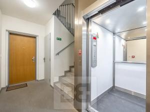 Pronájem bytu 4+kk, Praha - Hodkovičky, Na lysinách, 104 m2