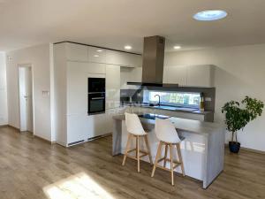Prodej rodinného domu, Plešnice, 140 m2