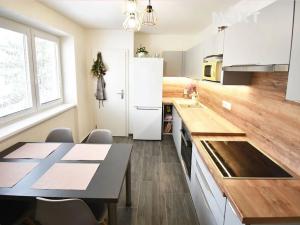 Pronájem bytu 2+1, Břeclav, Na Pěšině, 65 m2