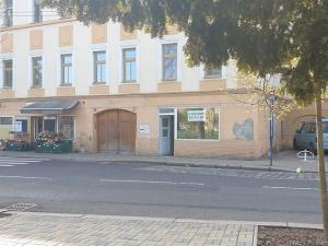 Pronájem obchodního prostoru, Teplice, U Hadích lázní, 50 m2