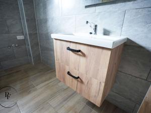 Pronájem bytu 3+kk, Dlouhá Lhota, 78 m2
