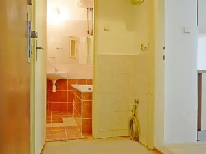 Pronájem bytu 1+kk, Praha - Vršovice, Přípotoční, 25 m2