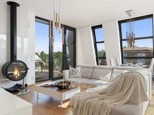 Pronájem bytu 3+1, Praha - Troja, Pod Havránkou, 103 m2