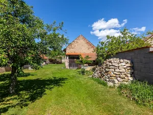 Prodej rodinného domu, Velenka, 616 m2