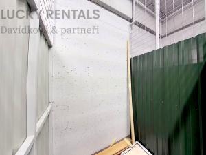 Pronájem bytu 1+kk, Praha - Hloubětín, Za černým mostem, 32 m2