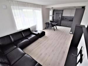 Pronájem bytu 3+kk, Praha - Kbely, Sedlářova, 77 m2