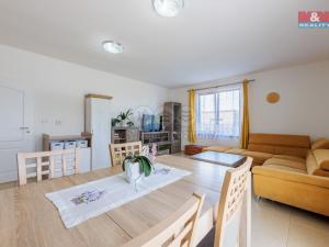 Prodej rodinného domu, Černošín, Jiráskova, 104 m2