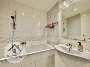Prodej bytu 3+kk, Mladá Boleslav, U stadionu, 64 m2