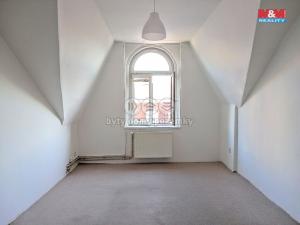 Prodej bytu 2+1, Karlovy Vary - Rybáře, Sokolovská, 56 m2