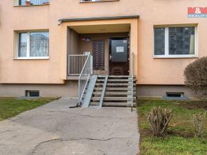 Pronájem bytu 1+1, Ústí nad Labem - Severní Terasa, Glennova, 35 m2