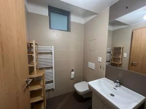Prodej bytu 1+kk, Praha - Košíře, Hlaváčkova, 32 m2