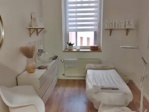 Pronájem komerční nemovitosti, Jablonec nad Nisou, Podhorská, 36 m2