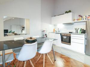 Prodej bytu 1+1, Praha - Smíchov, Dienzenhoferovy sady, 68 m2