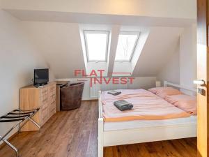 Prodej obchodního prostoru, Vysoké Veselí, 1. máje, 600 m2