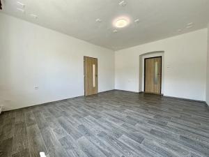 Prodej bytu 3+1, Česká Ves, Jánského, 92 m2