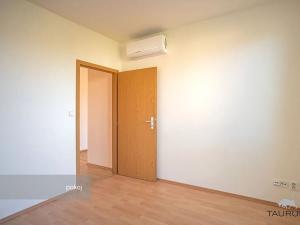 Prodej bytu 3+kk, Nová Ves, Nad Obcí, 67 m2