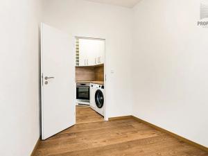 Pronájem bytu 2+kk, Brno, Stavební, 37 m2