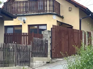 Pronájem rodinného domu, Klecany, Na vršku, 140 m2