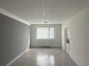 Pronájem bytu 2+1, Milovice, Krátká, 60 m2