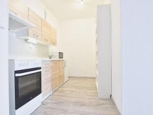 Pronájem bytu 2+kk, Nymburk, Ke Strouze, 51 m2
