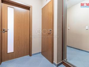 Prodej bytu 2+kk, Praha - Dolní Měcholupy, Kardausova, 52 m2