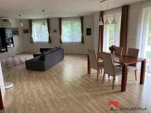 Pronájem rodinného domu, Nelahozeves, Zagarolská, 300 m2