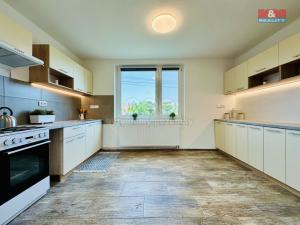 Prodej rodinného domu, Hevlín, 94 m2