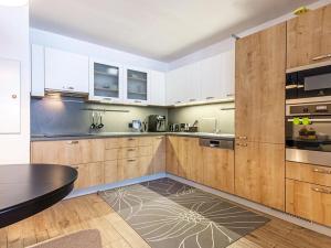 Prodej bytu 3+1, Praha - Vršovice, Uzbecká, 81 m2