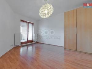 Pronájem bytu 1+kk, Praha - Zbraslav, Karla Černého, 31 m2