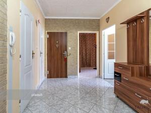Prodej bytu 4+1, Plzeň, Strážnická, 83 m2