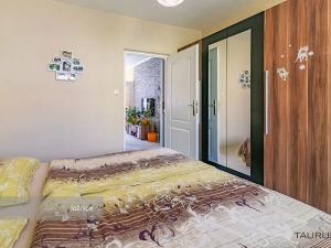 Prodej bytu 4+1, Plzeň, Strážnická, 83 m2