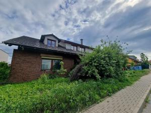Prodej rodinného domu, Moravany, Na Rozcestí, 450 m2